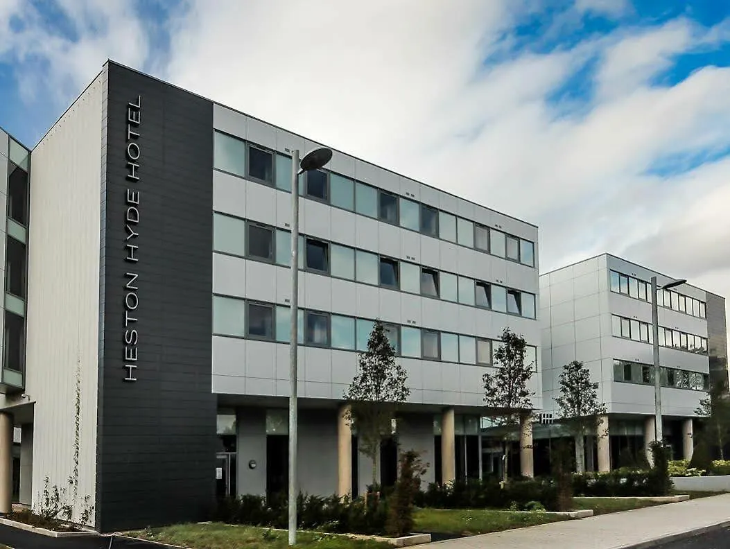 Heston Hyde Hotel Hounslow 4*,